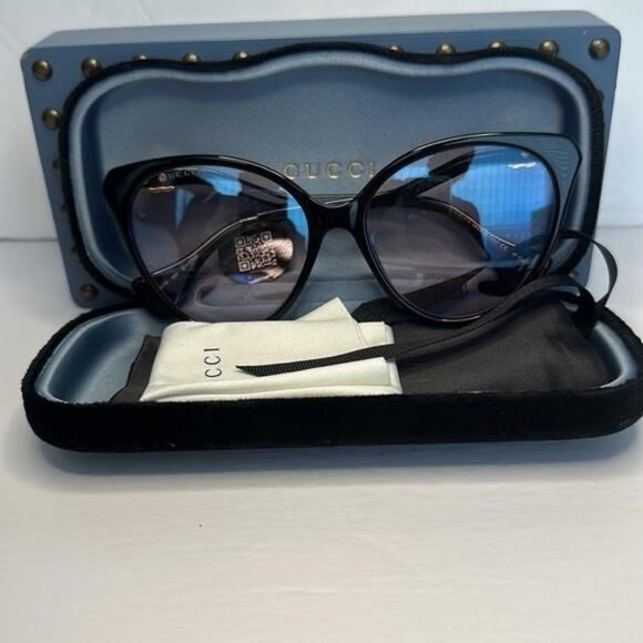 New - Gucci Pink Cat Eye Ladies Sunglasses GG1011S 005 57 Made in Italy main image 15